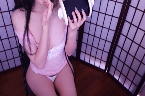 可爱的埋埋多大了，一场关于可爱的视频艺术的深度叙事